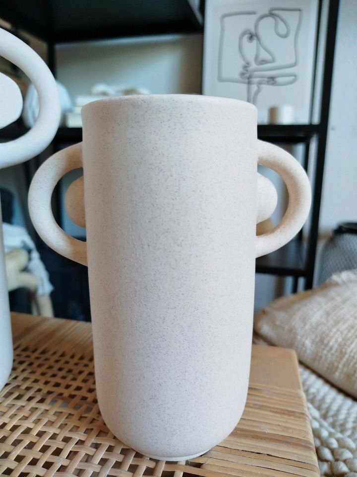 18 bzw 26cm Vase Gesicht  Keramik Steingut Deko Boho Skandi in Hamburg