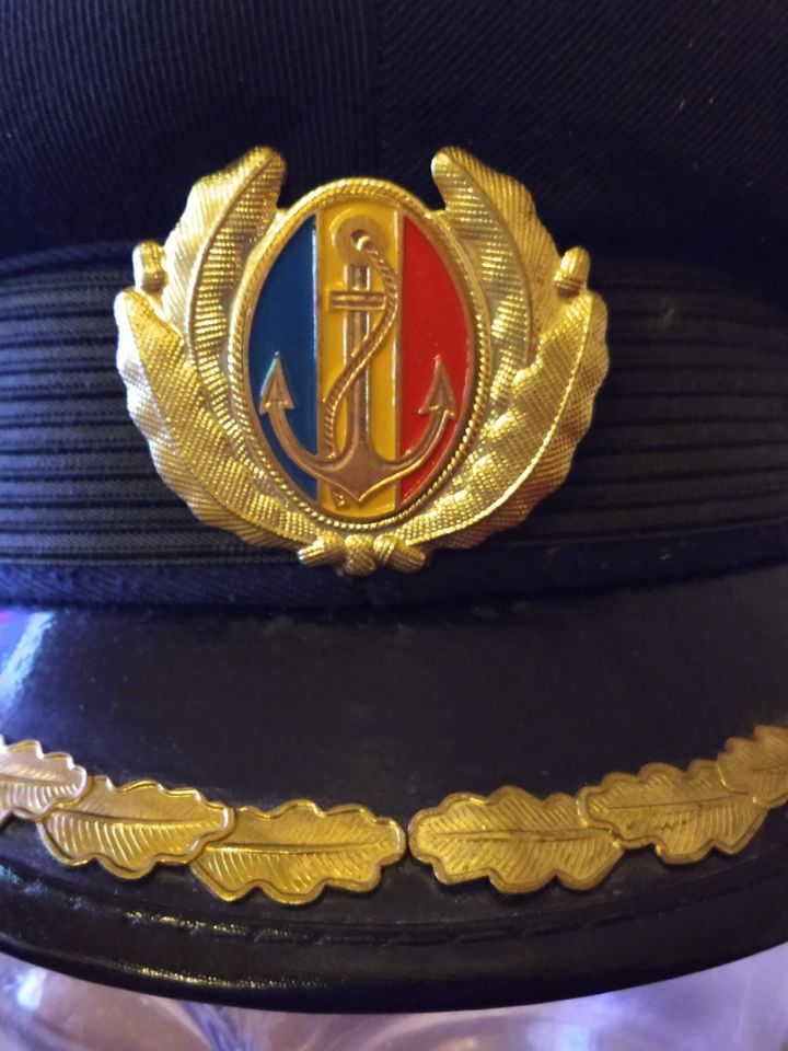 Schirmmütze Kapitän Marine Rumänien Militaria in Wertheim