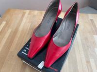 Peter Kaiser Pumps rot Gr. 5 / 38 Absatz 8 cm TOP Brandenburg - Potsdam Vorschau