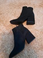 Gr.41 H&M neu und ungetragen ancleboots schwarz Stiefeletten Aachen - Aachen-Mitte Vorschau