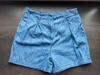 Jeansshorts High Waist Wolfgang Joop Größe 38 Niedersachsen - Lüneburg Vorschau