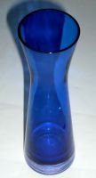 schöne Glas- Vase • blau • dicker Glasboden • 20 cm Lübeck - St. Gertrud Vorschau