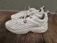 Adidas  Originals OZELIA Sneaker Turnschuhe Gr.42 2/3 Bayern - Ebermannstadt Vorschau