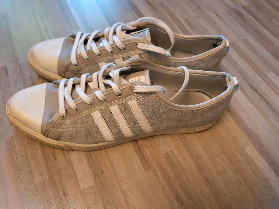 Adidas Sneaker, Sleek Series, Gr. 41 1/2 in Bremen