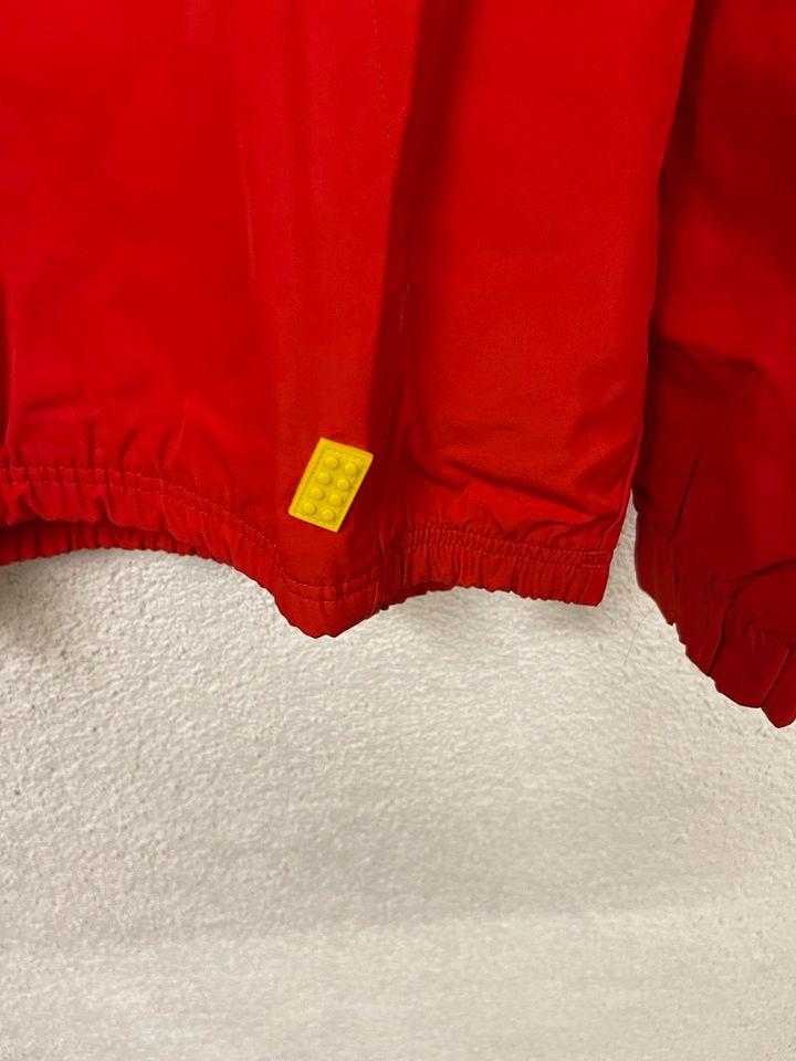 Adidas Windbreaker Jacke Rot Jungen Herren 164 S Neu in Reutlingen