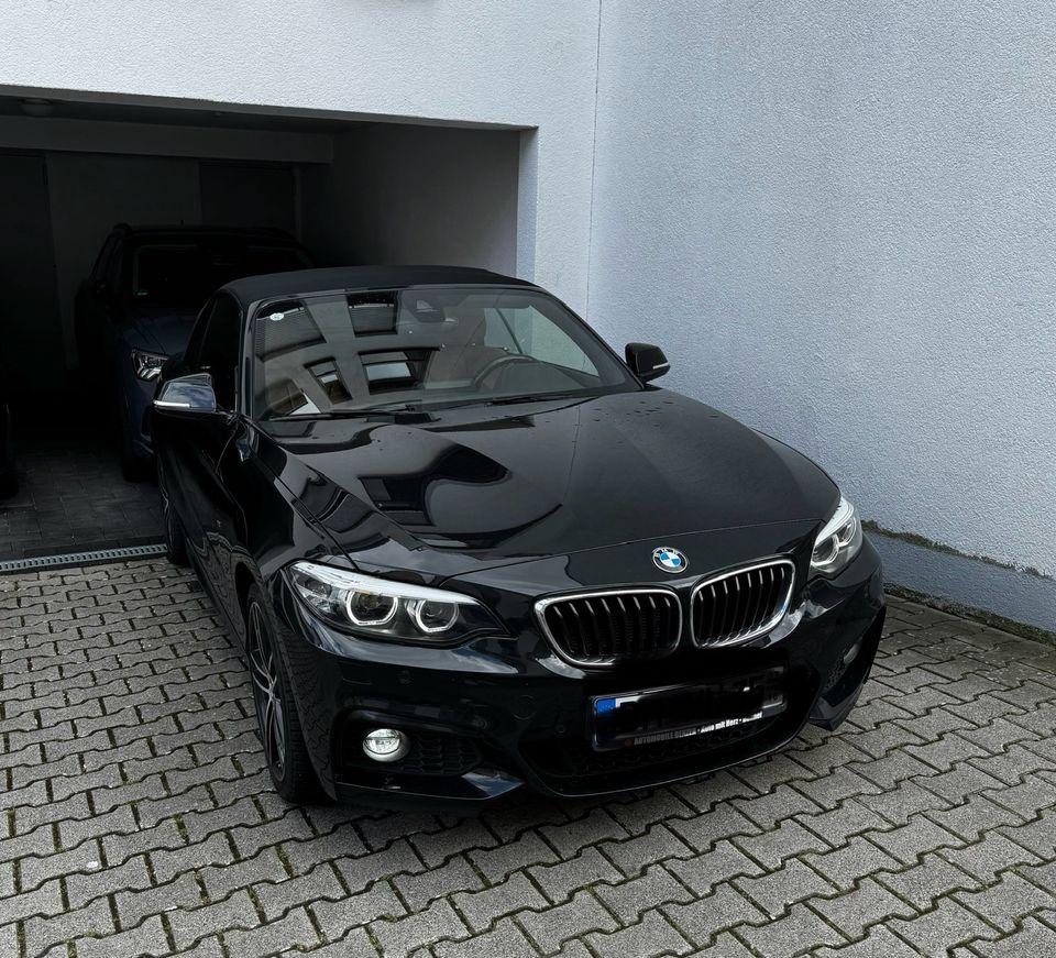 BMW 218i M Sport Paket HiFi PDC SHZ NAVI LED Garantie in Brühl