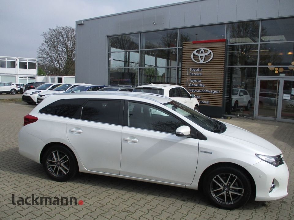 Toyota Auris 1.8 TS Hybrid Edition*Navi*Businesspaket* in Wuppertal