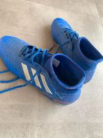 Adidas Fußballschuhe in blau, Größe 42, gebraucht mit Stollen Hessen - Vellmar Vorschau