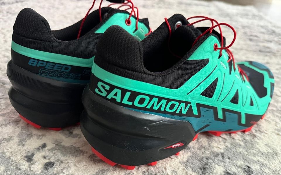 Salomon SPEEDCROSS 6 Damen Trailrunningschuhe EU 40 in München