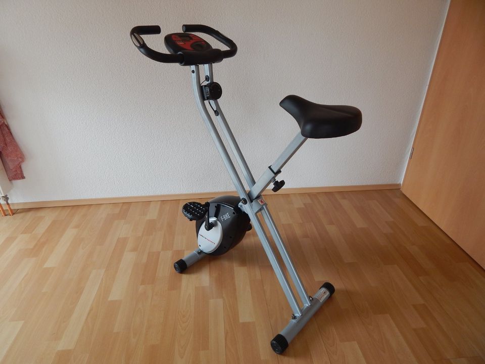 Heimtrainer Hometrainer Fahrrad Fitness klappbar in Vöhringen