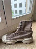 Schnürboots von H&M – Größe EUR 38 (US 7) Farbe: Taupe / Beige Berlin - Mitte Vorschau