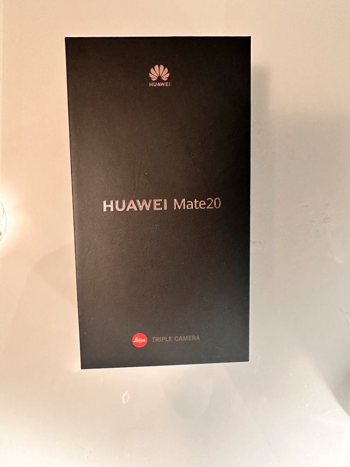 HUAWEI Mate20,128 GB Verpackung in Berlin