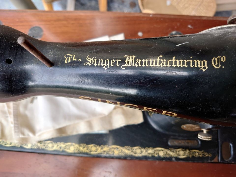 Antike Singer Nähmaschine Klasse 15 (SN: C1516871) 1920er Jahre in Gilching