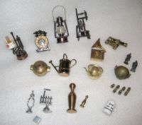 *25 tlg.Miniaturen Set Messing u.a.,Setzkasten,Puppenstube...* Niedersachsen - Garbsen Vorschau