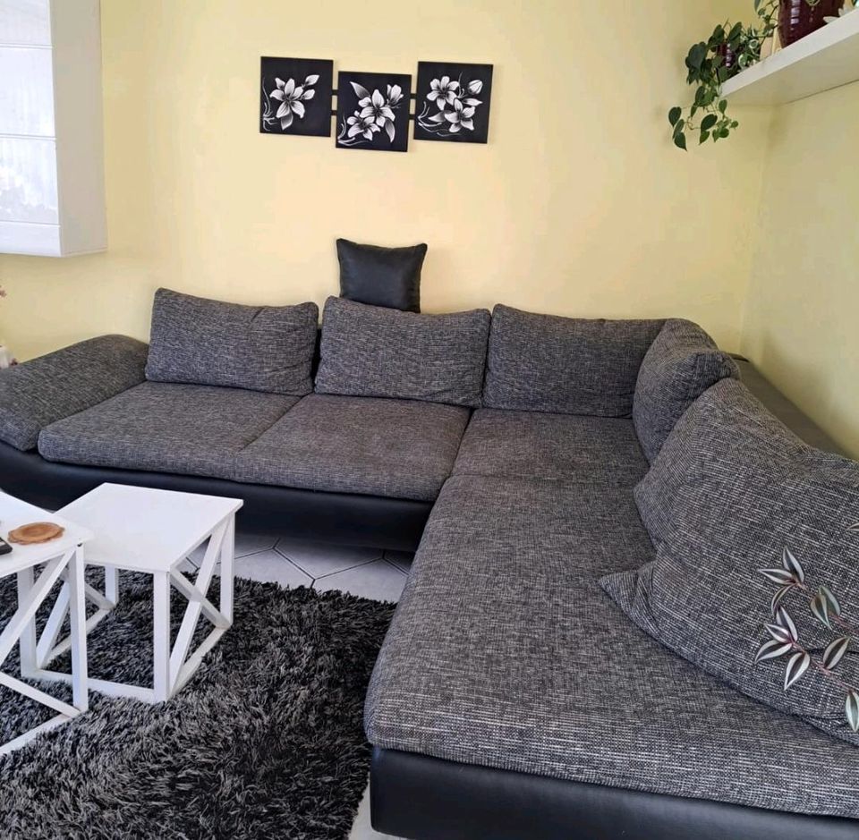 Sofa preisgünstig zu verkaufen in Cottbus