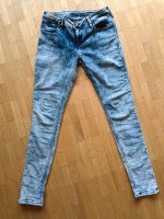 Tommy Hilfiger Jeans 28/32 Niedersachsen - Rhauderfehn Vorschau