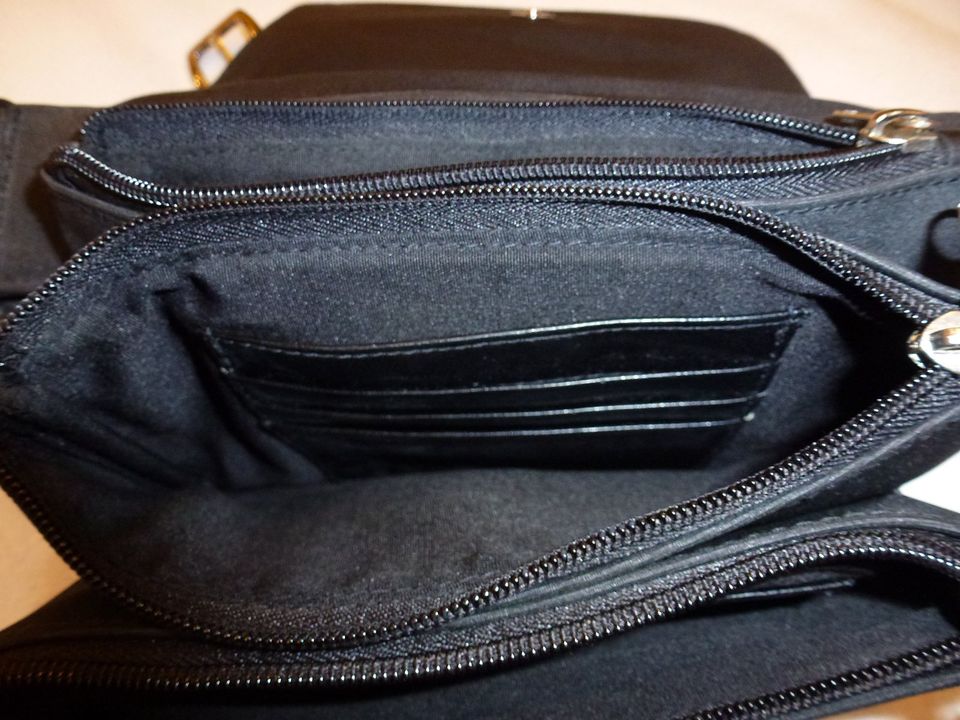 Carryland Bauchtasche Gürteltasche Belt bag Hüfttasche in Berlin