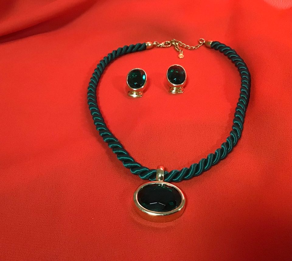 Alte Vintage Damen Halskette + Ohrclips von QUO VADIS in St. Georgen