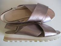 Damen Sandalen Peter Kaiser Gr. 6/39 - bronze/gold "sehr gut" Saarbrücken-Mitte - St Johann Vorschau