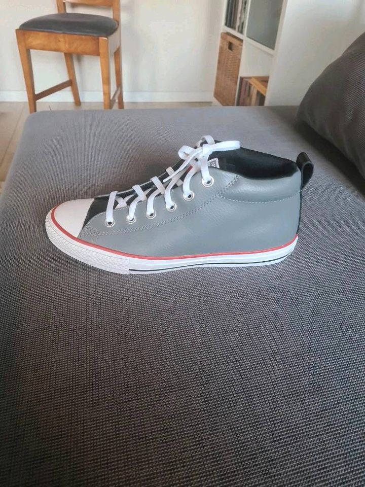 Neue Leder Converse Sneaker Gr. 38 US 5,5 in Amelsbüren