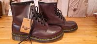 NEU!! Tolle Dr. Martens 1460 burgundy Größe 40 in OVP Stiefel Koblenz - Neuendorf Vorschau