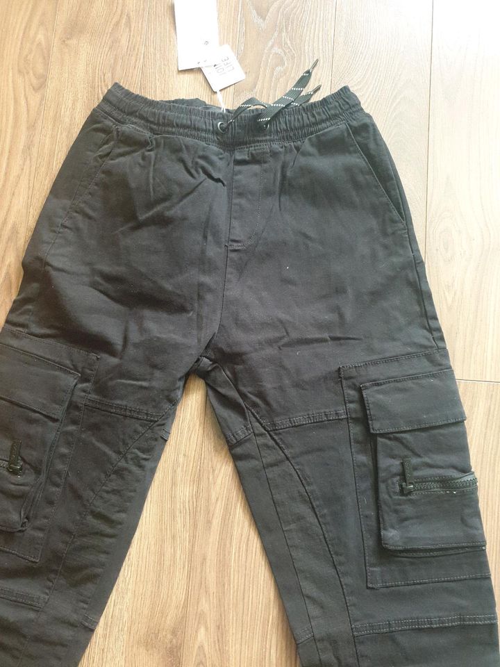 Schwarze Herren Cargohose,Baggy,Hose Gr.XS neu mit Etikett in Leipzig