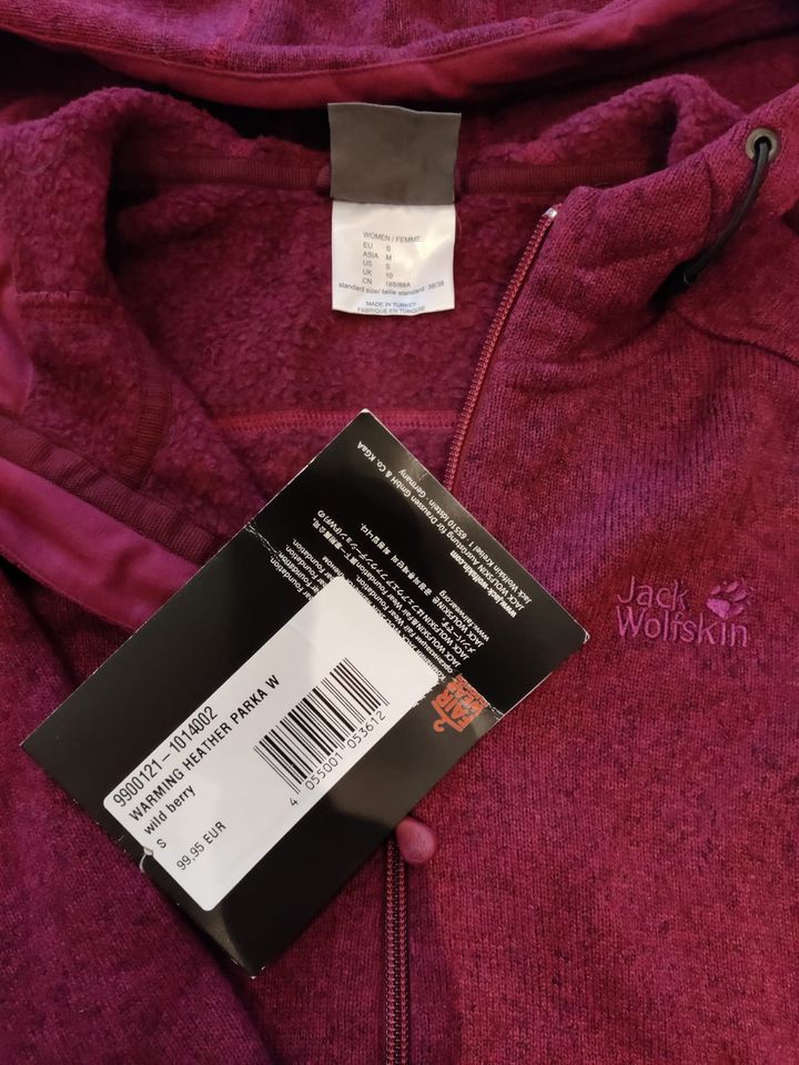 Neu warme Jacke von Jack Wolfskin in Mettmann