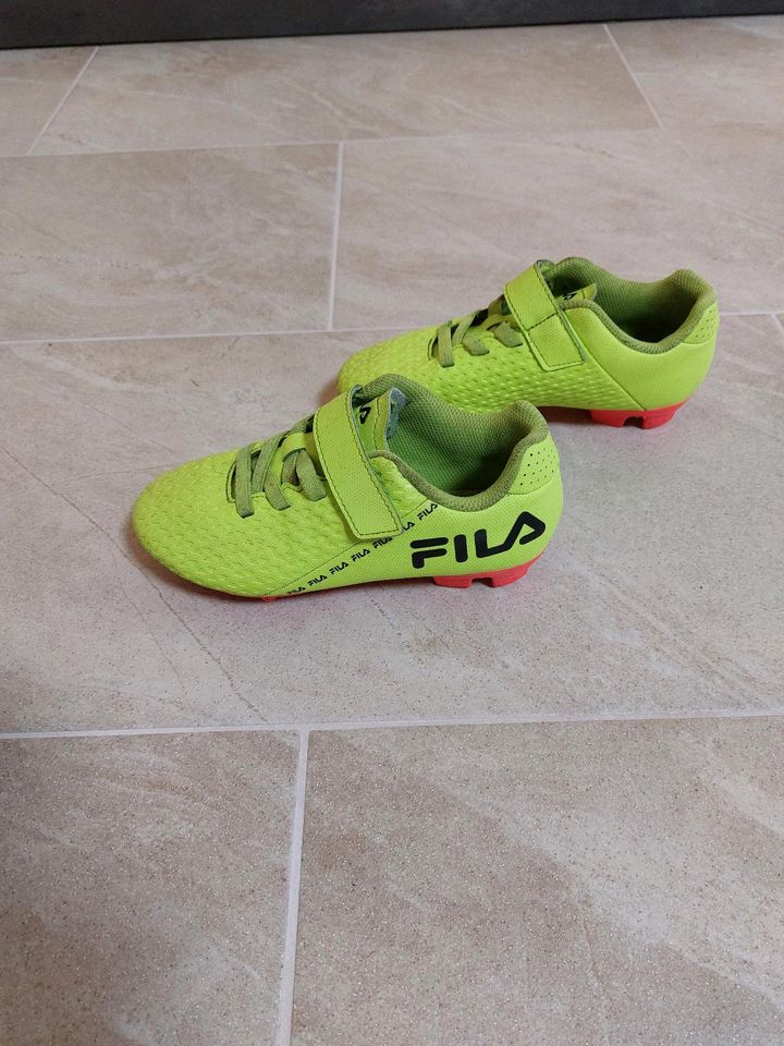 Fußballschuhe Kinder Fila Größe 31 in Birkenfeld