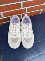 Turnschuhe Gr 38 Hallenschuhe Niedersachsen - Ostrhauderfehn Vorschau