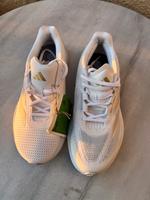 Adidas Sportschuhe Köln - Riehl Vorschau