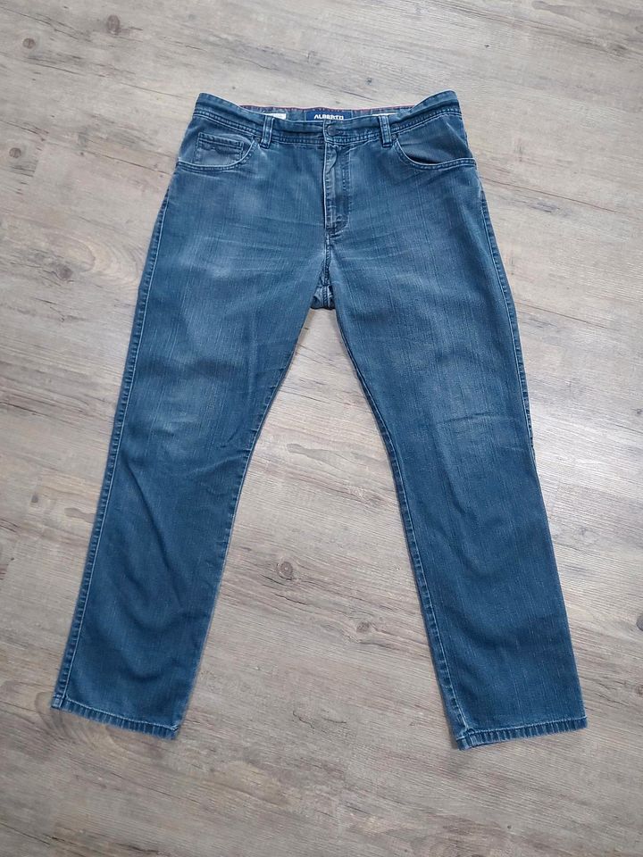 Jeans modern fit Herren W36 L32 in Treuchtlingen