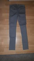 Vero Moda Jeanshose in Grau, Größe 34/36 Niedersachsen - Rinteln Vorschau