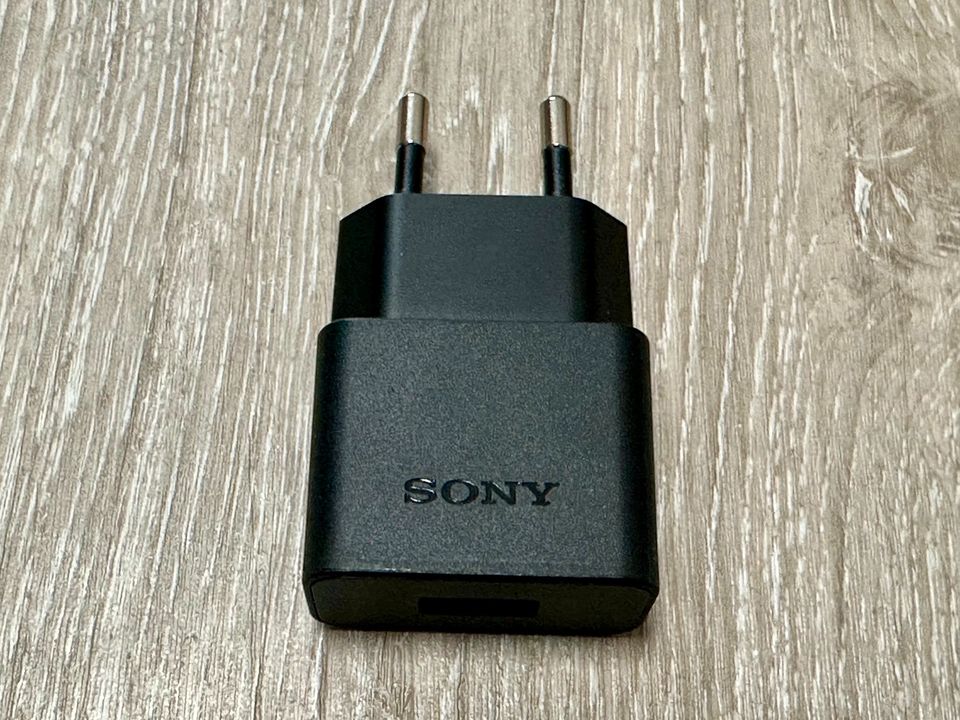 Sony Travel Adapter / Netzteil / Ladegerät AC-0061–EU 5.0V 1500mA in Wetter (Ruhr)