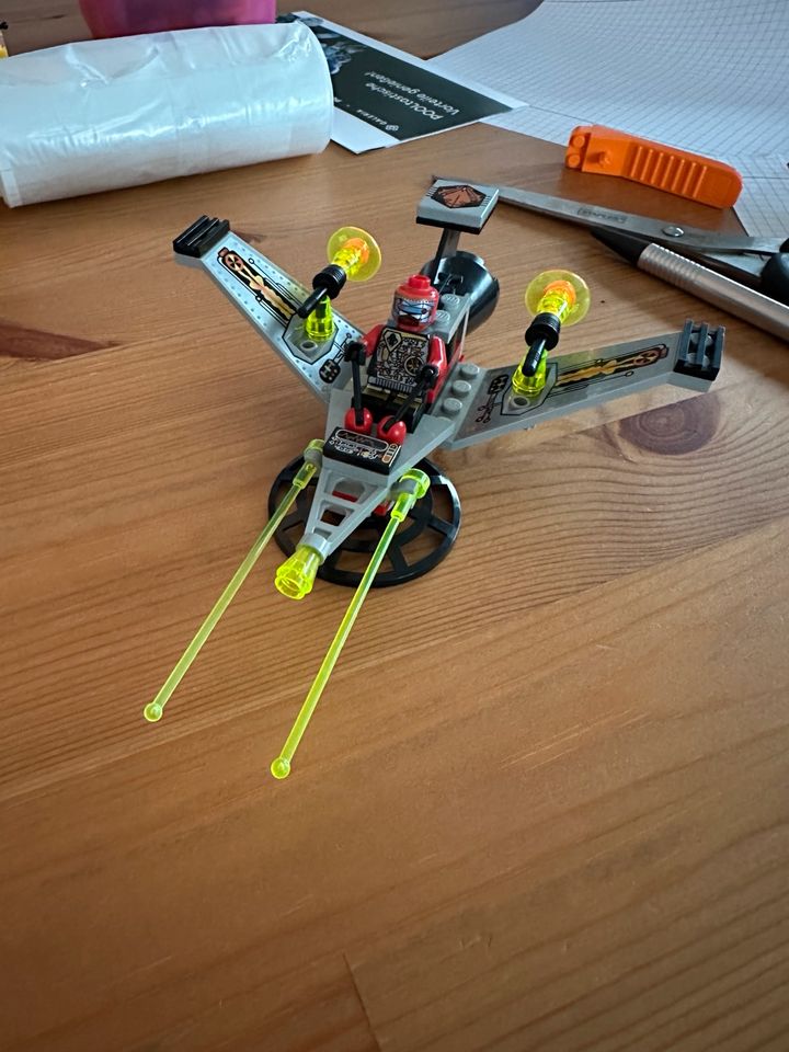 Lego 6836 UFO V-Wing Fighter in Bad Honnef