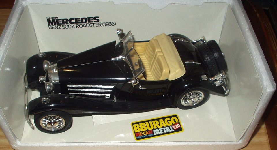 2 x Mercedes 500 K Roadster, Bburago 1:20, Stück 14 €, in Dorum