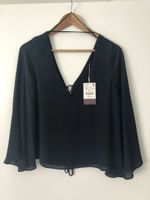 Bluse ZARA Trafaluc NEU dunkelblau Gr. M Niedersachsen - Wolfsburg Vorschau