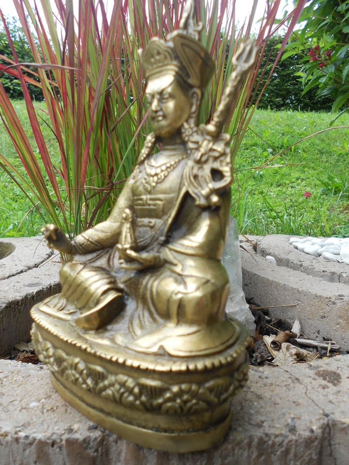 Buddha Messing/Bronze 17cm 644gr Tibet Nepal China in Hergensweiler