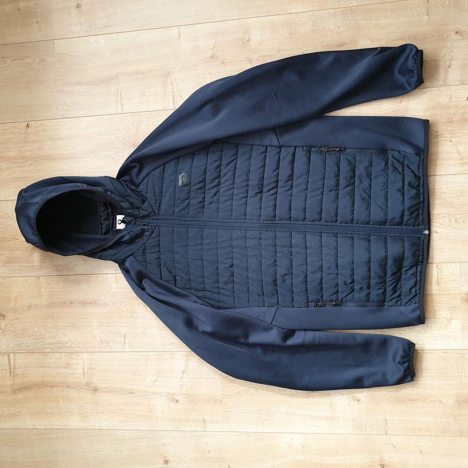 Hybridjacke Jack & Jones Größe L in Bestwig