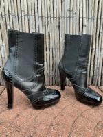 GUCCI Wimbledon Vernice Stiefeletten Boots Budapest Stil Gr 37,5 Sachsen-Anhalt - Halle Vorschau