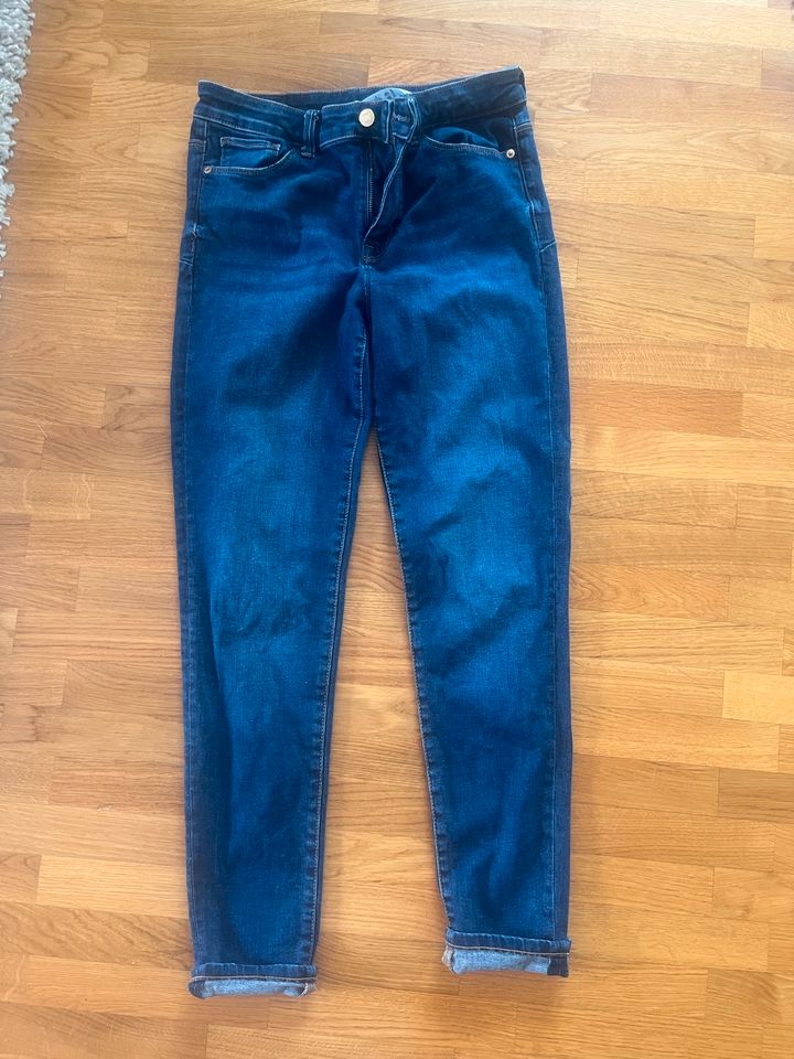 **Skinny Jeans C&A Gr. 40** in Naumburg 