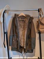Übergangsjacke Damenjacke Jacke Herbstjacke Felljacke Parka Nordrhein-Westfalen - Waltrop Vorschau