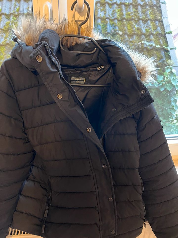 Superdry Winterjacke in Altenbeken