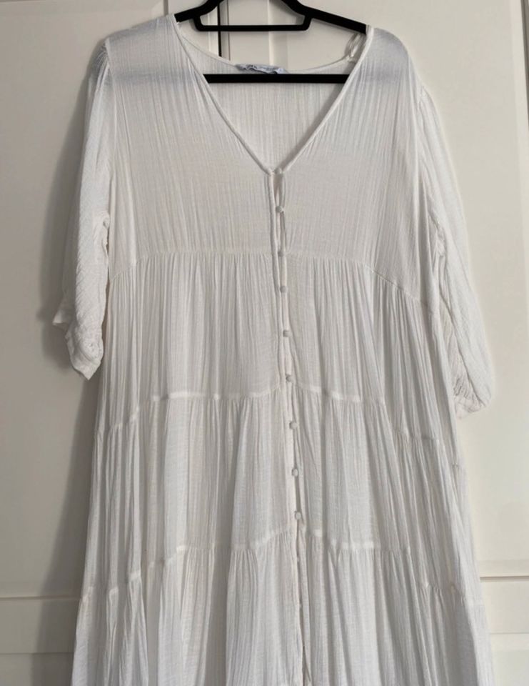 Zara Maxikleid Sommerkleid langes Kleid weiß creme in Mannheim