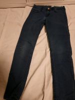 Skinny Fit Jeanshose Mädchen 140 Mecklenburg-Vorpommern - Neuburg (Nordwestmecklenburg) Vorschau