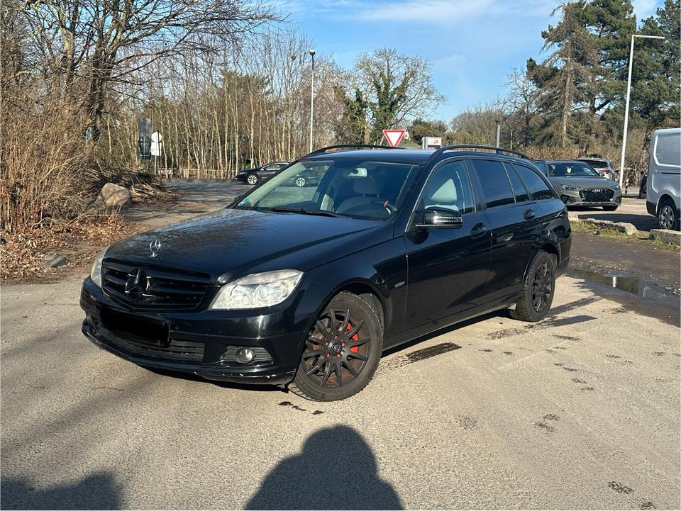 Mercedes C220 T-Modell in Teltow