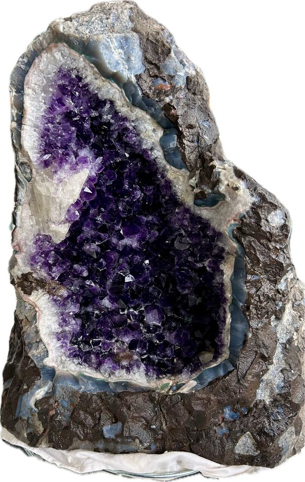 Amethysten Druse, 34 kg, Edelstein, Amethyst Calcit Einlagerungen in Wunstorf