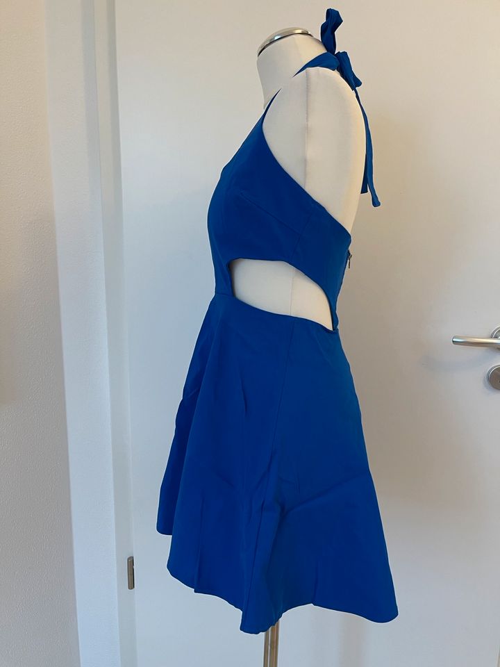 Sommerkleid Blau mit Cut Outs in München