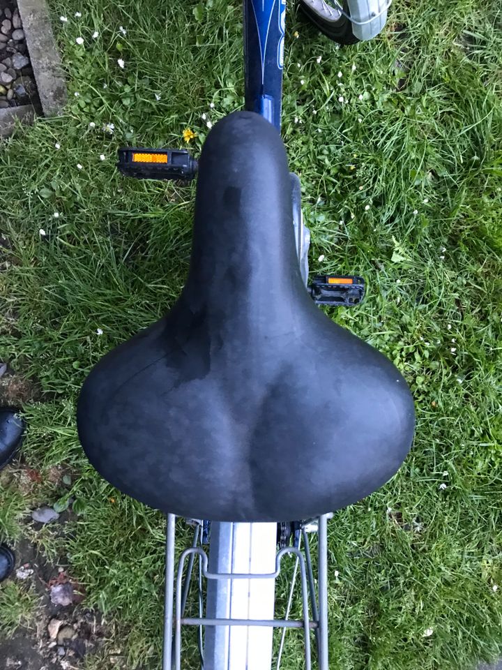 Tolles Fahrrad, ausgezeichneter Zustand. 28", 7 Gänge im Nabe in Oberhausen