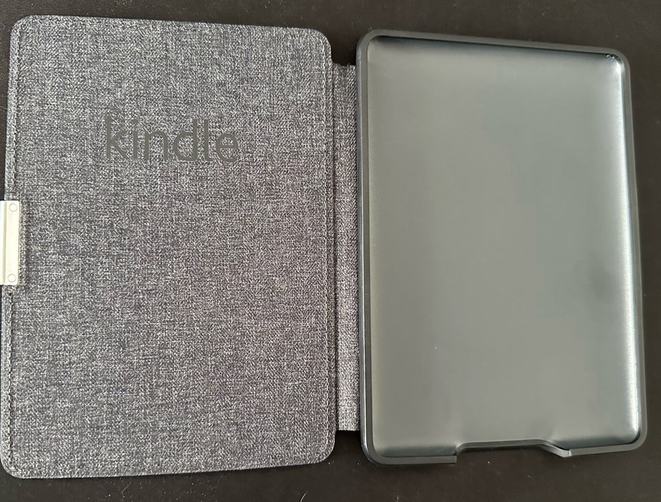 Amazon Kindle Paperwhite 6. gen 6" mit Hülle in Nürnberg (Mittelfr)