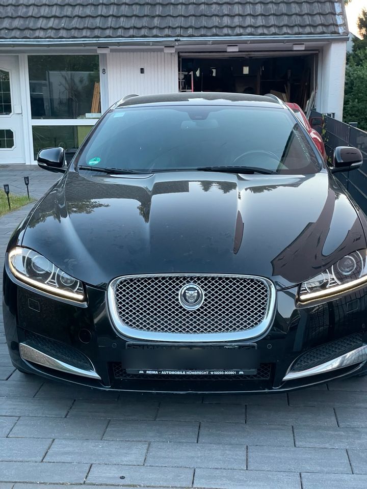                     jaguar xf sportbrake 2.2L Mai 2014